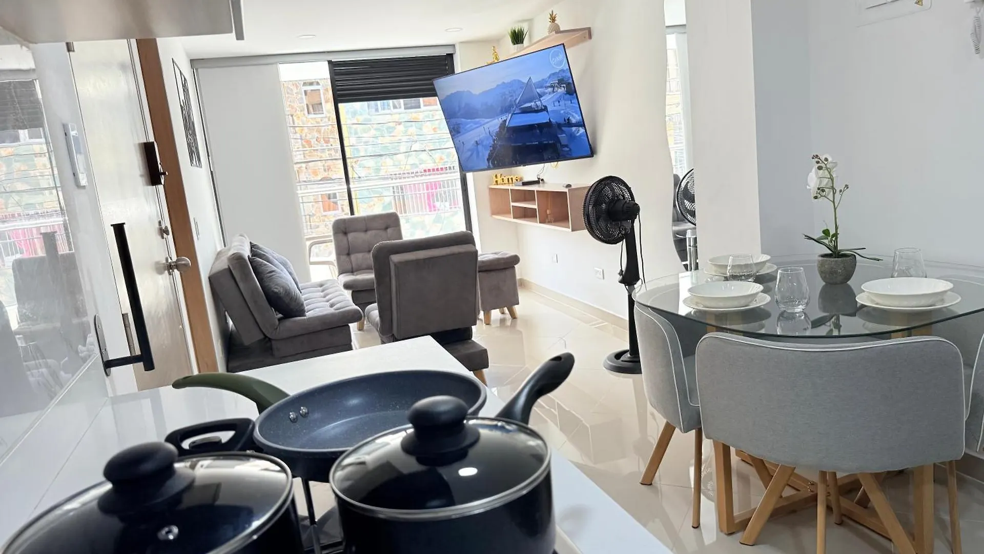 Apartament Nuevo Cerca Poblado 301 Medellín 0*,  Kolumbia