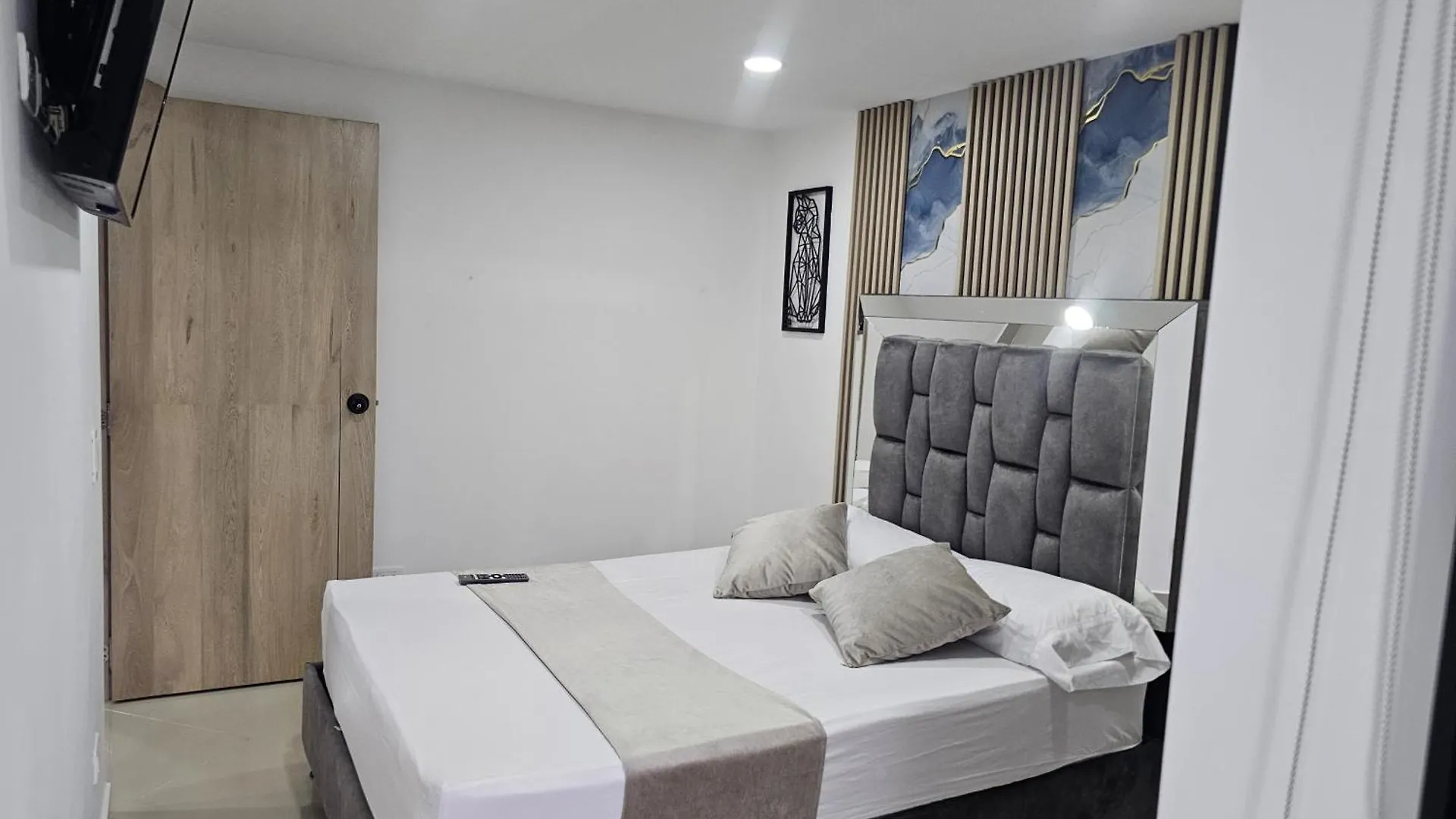 Apartament Nuevo Cerca Poblado 301 Medellín
