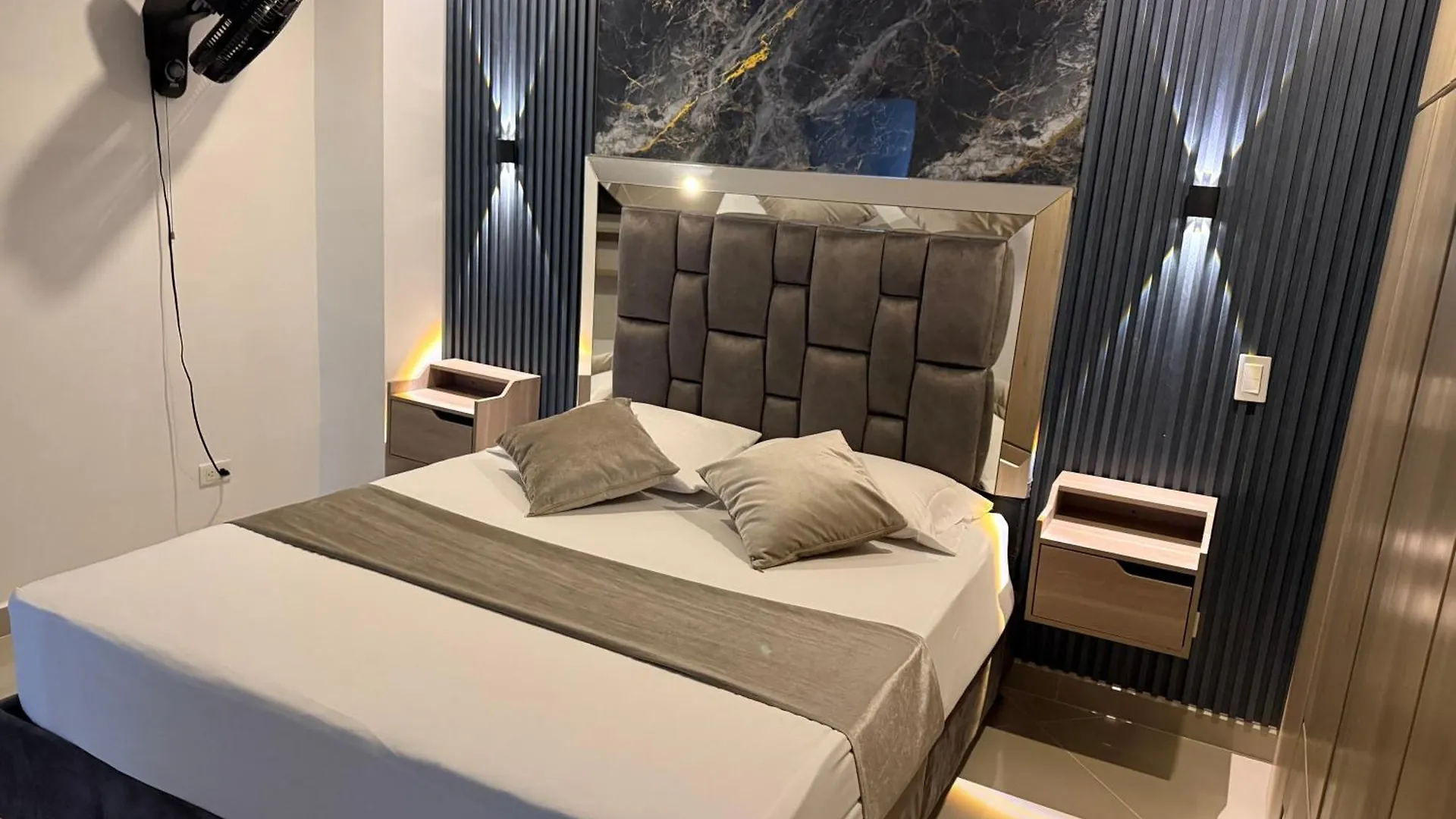 Apartament Nuevo Cerca Poblado 301 Medellín